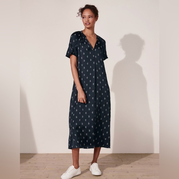 NWT THE WHITE COMPANY Printed Washed-Satin Midi Dress in Navy/Ecru - Picture 4 of 11